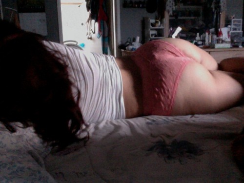 random-chubby-curves: Good morning! 