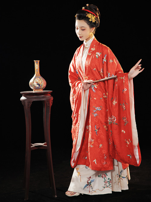 hanfugallery:chinese hanfu by 裳宫语