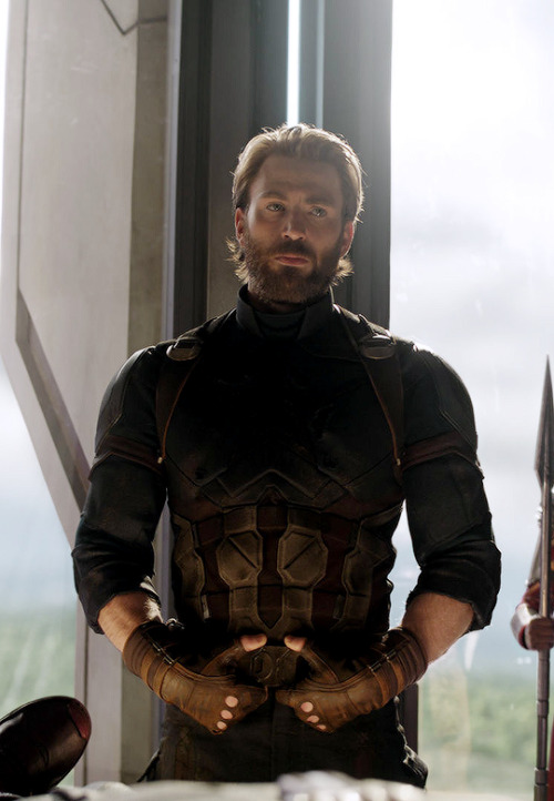 comicbookfilms: Chris Evans as Steve Rogers in Avengers: Infinity War (2018)