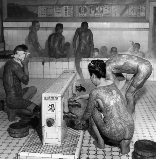 inland-delta: Horace Bristol, Yakuza Public Baths, Japan, 1947