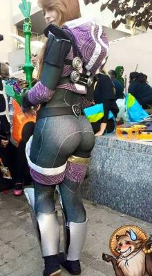 cosplay-booties:  Tali by Jenna Lynn Cosplay