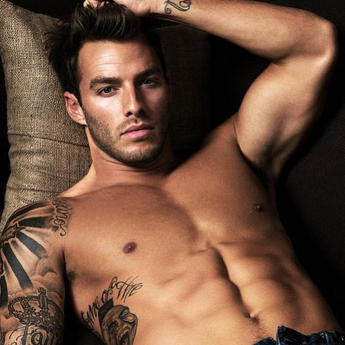 amanthing:  Visit amanthing Hunk Edition BlogWith 9 Different Categories of HOT MEN to Choose From