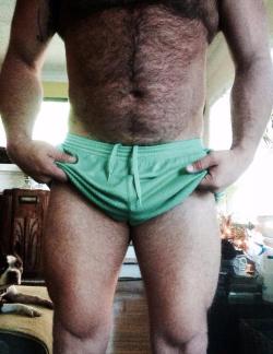 guysthatgetmehard:  thighs 