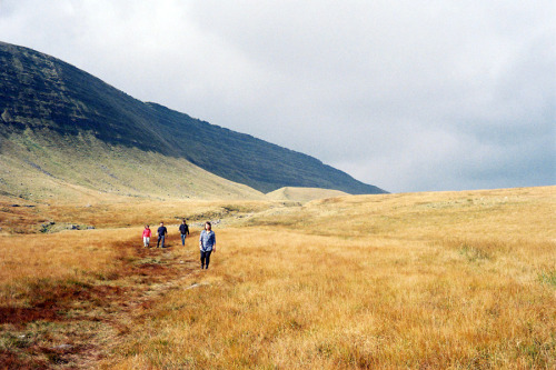 BreconBeacons21_sml by Laura DempseyVia Flickr:Hiking in the Brecon Beacons. Expired film, 35 mm.