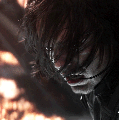 wintersthighs:‘There is goodness in the heartOf every broken manWho comes right up to the edgeOf los
