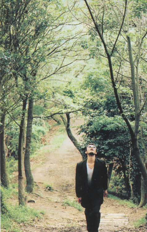 astronomydomino:imagesofperfection:Manics in Japan 1992, part 6 - the last one. Credits, again, di