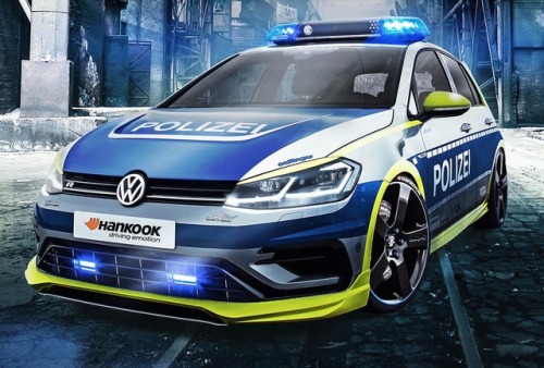 Oettinger Golf 400R Police Car, 2017. A one-off tuned Volkswagen Golf R with  400hp version of the 2