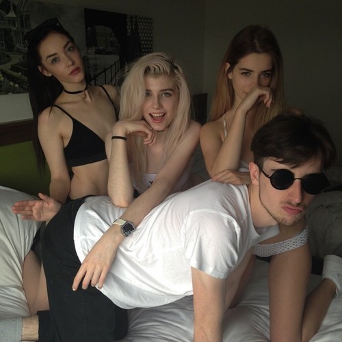 bluefoodblog:  x em We Heart It.