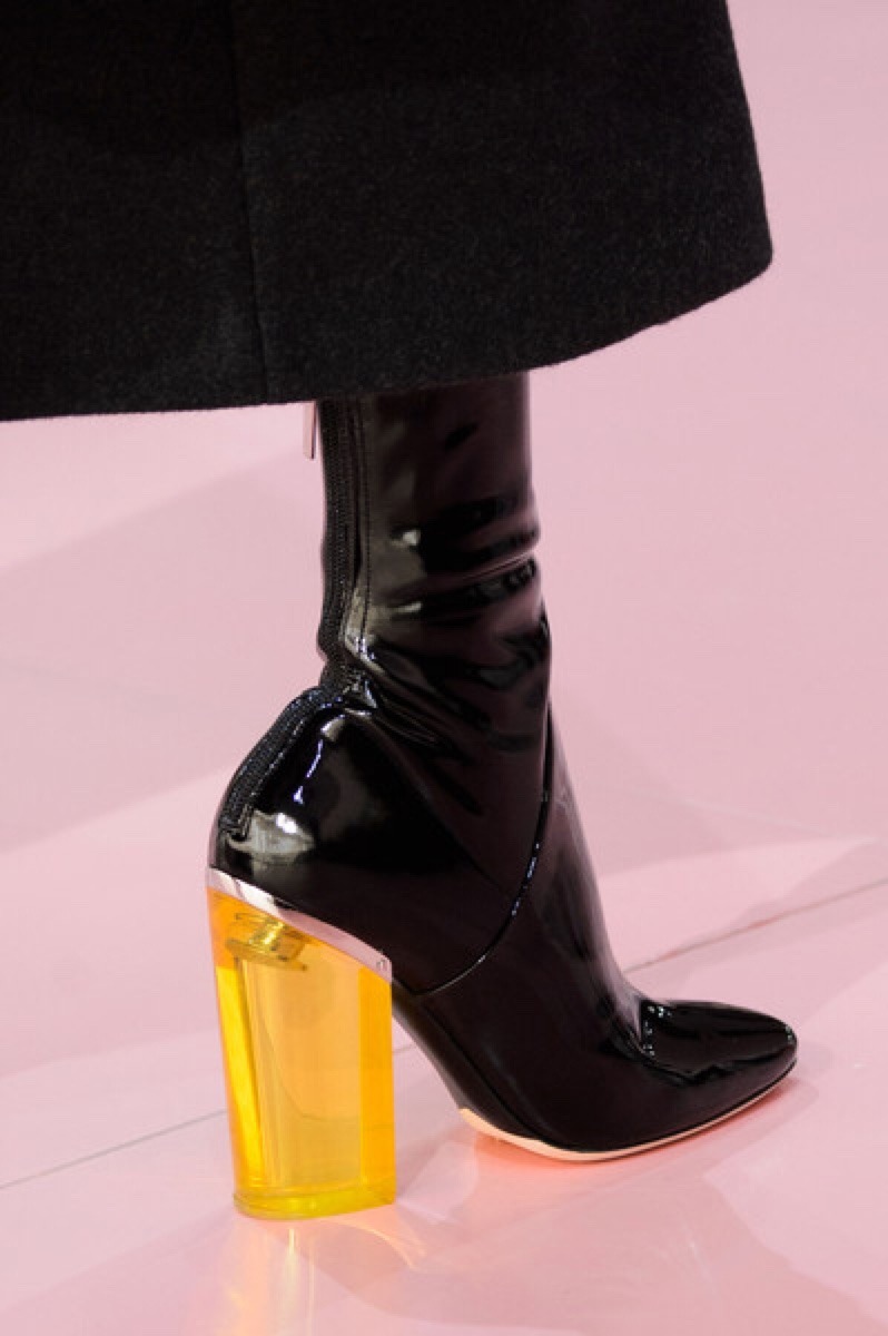 clothesmindedx3:  simplxst:  flaizen:  Dior by Raf Simons Winter 2015 PFW  IN LOVE