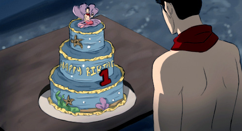 sherbeeee:  happy birthday mermako you’ll get the hang of those dinglehoppers eventually