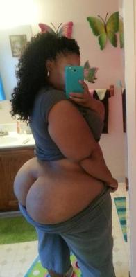 rawrace123:  peeper112:  bbwfan365:  Submissions