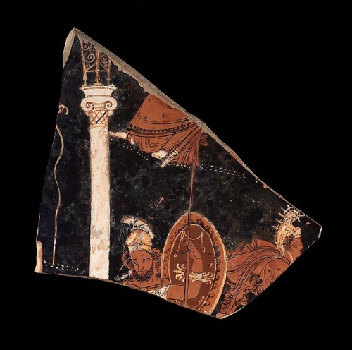 didoofcarthage:Fragment of a red-figure volute-krater with the departure of Amphiaraos, king of Argo