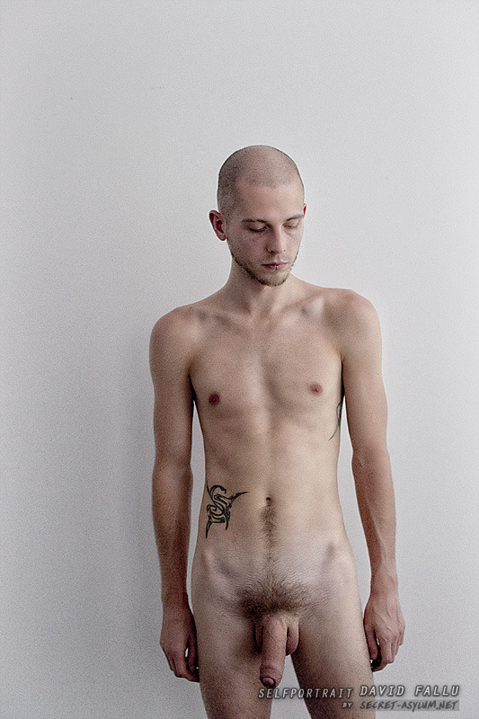 ianthetall:  David Fallu (self portraits) modelmayhem - secret-asylum - deviantart