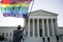 a-violet-femme:  usatoday:  The Supreme Court legalized same-sex marriage across the United States Friday in a closely divided ruling that will stand as a milestone in its 226-year history. (Photo: Drew Angerer, Getty Images)  💋 