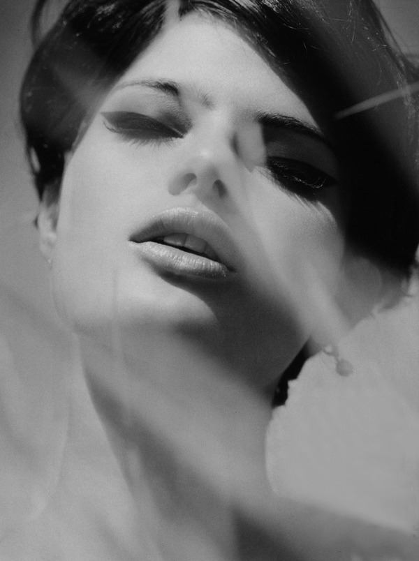 laviearose:Isabeli Fontana in *Like a Movie*  by Vincent Peters for Vogue Italia