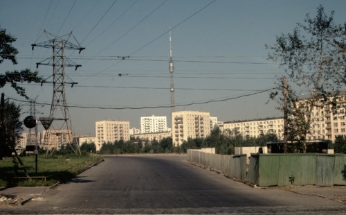 Ostankino Tower (Russian: Останкинская телебашня, Ostankinskaya telebashnya), Power Lines and Reside