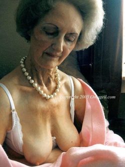 Sexy juicy grannies and other ladies