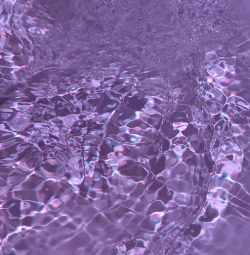 jasmine-isabel:  Purple Water on Flickr.