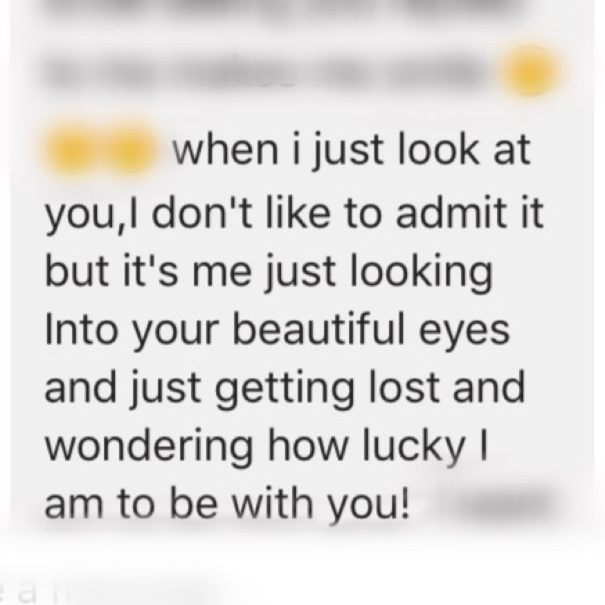 fantasyluke:  when bae sends you a massive paragraph whilst you’re asleep❤️👫