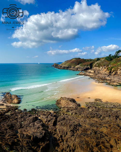 Plage de Petit Minou - France (by Anna Jewels (@earthpeek)) https://www.instagram.com/earthpeek/ 