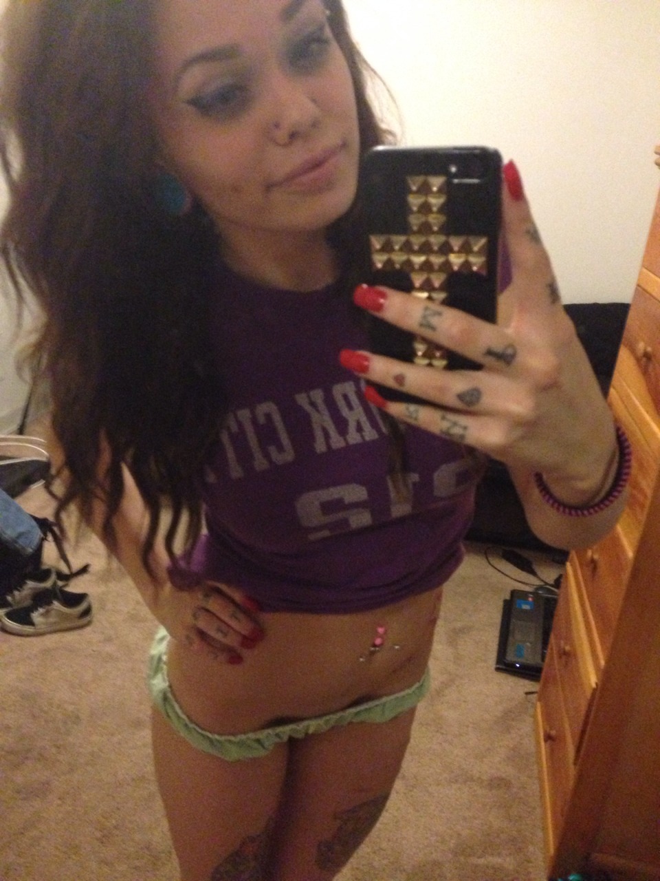 fuckmestupid:  Pretty princess is home from work!