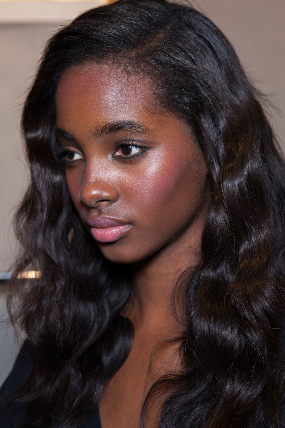 timblanks:  allbeautifulblackgirls:  deactivatedmichiko-malandro: Tami Williams backstage @