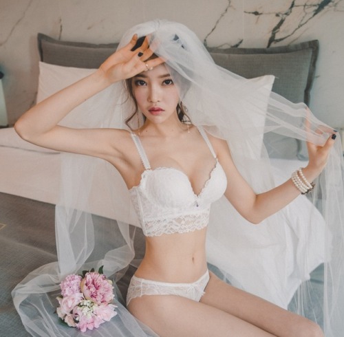 Waiting to be Blacked on her wedding night&hellip;