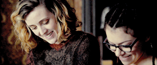 katbarrell:i can’t stop thinking about that kiss
