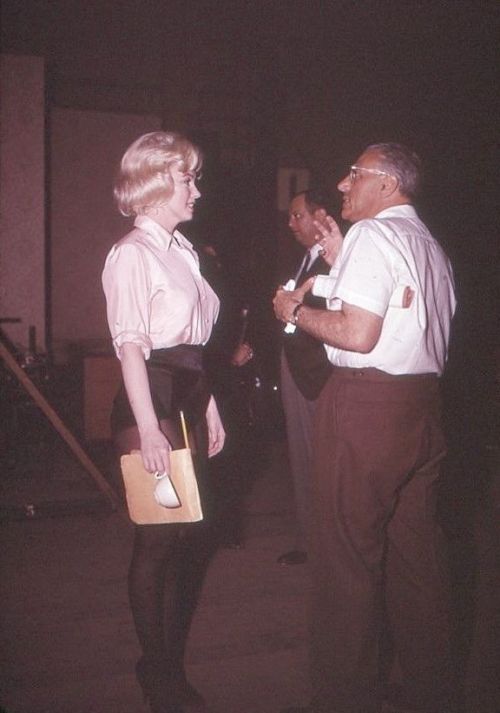  Marilyn Monroe on the set of Let`s Make Love, 1960. 