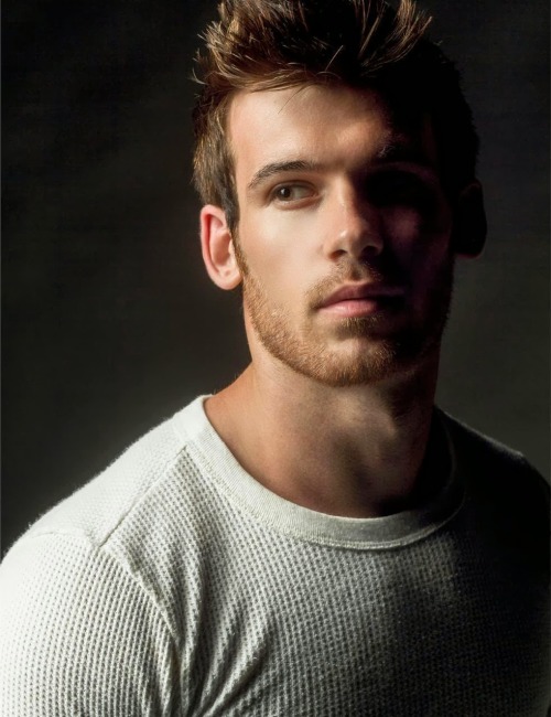 aguywholikesguys:  Follow me for dicks, sports and menhttp://aguywholikesguys.tumblr.com