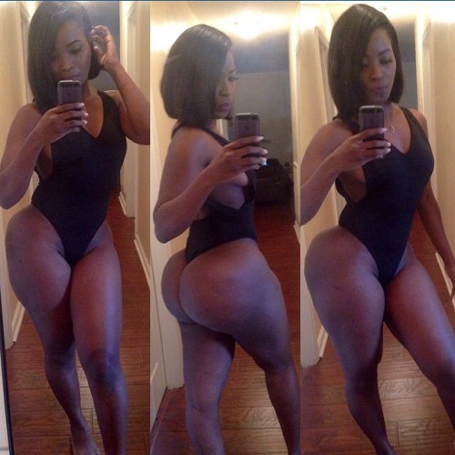 beautymeetsbooty:  beautymeetsbooty.tumblr.com adult photos