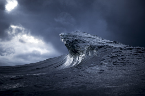 kilabytes:Stunning Sea PhotographySeascapes, a series of photos by photographer Ray Collins aim to c