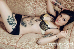 i-dream-of-inked-babes:  I Dream Of Inked