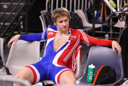 hairyathletes: Peekaboo  maleathleteirthdaysuits:  Jason Kenny (cyclist) born 23 March 1988 