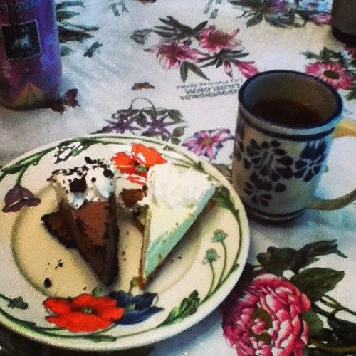 Dessert and coffee. Much deserved after a hard run ❤ #dessert #pie #coffee #chocolate #keylime #deli
