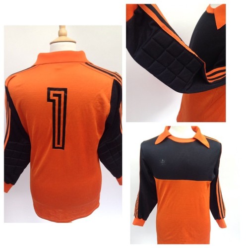 Adidas Vintage Goalkeeper kit, Men's Fashion, Activewear on Carousell