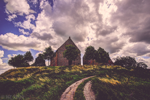 Medieval church -Ezinge - province of Groningen, the Netherlands. June 2020Fuji X-pro3 with Samyang 