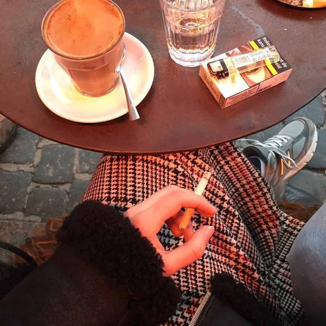 superlova:  https://www.instagram.com/p/BRBe5wDB4xB/?