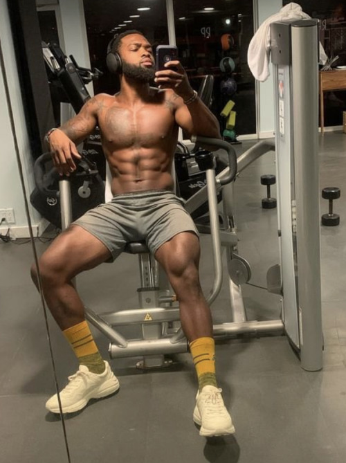 charlibal:Gym time