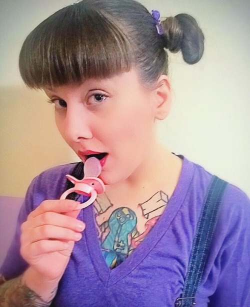 littlepeachybutt: Daddy’s Little Peach! First Adult Pacifier is ASC, Second pictured Adult Pac