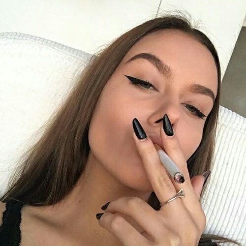 Just Love Smoking & Sucking porn pictures