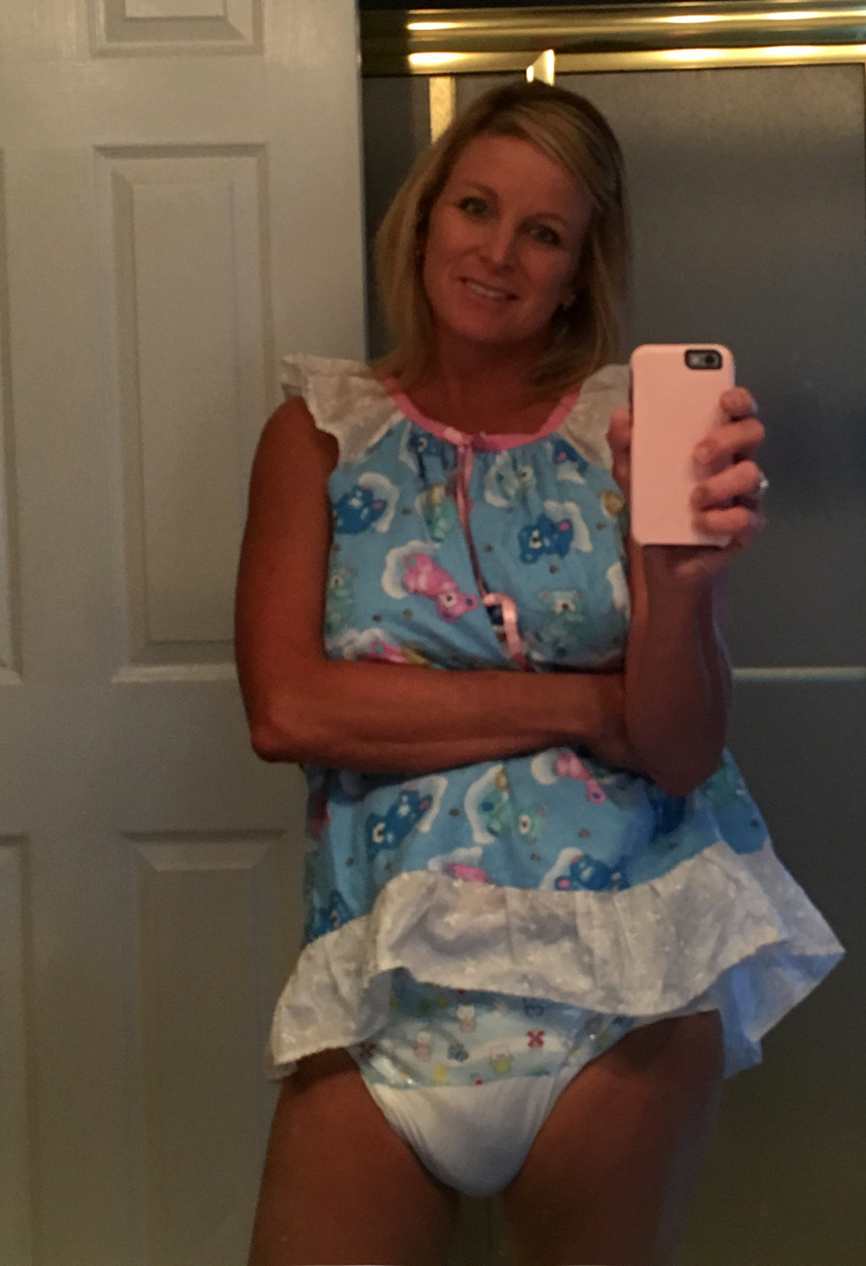 thebambinogirl:  Just enjoying my adult baby side, I am sometimes embarrassed and