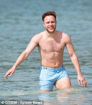 hotfamousmen:  Olly Murs
