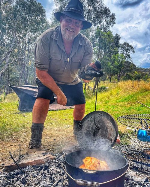 Cooking up a pork knuckle from @ourcowau for lunch yummmo #campfire #campfirecooking #porkcrackling 