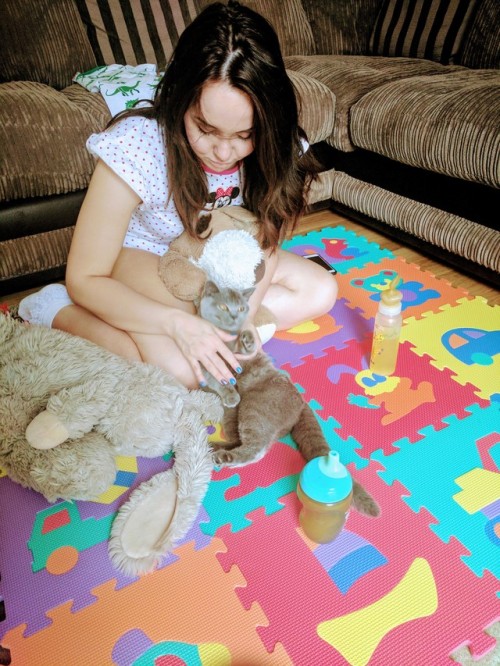 searchingforaprincess:  Snuck a photo of my two girls, Binkie and @sweetinnocentbabygirl during a playdate while they were occupied.