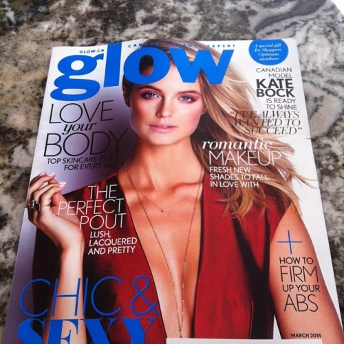 Going to get my GLOW on! Great reason to call break time! @glowmag #glowmag #breaktime #zinetime #getyourglowon