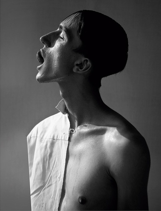 fagunt:    Prince Charming is Dead shot by Daniel Peter Schulz for UmnO magazine