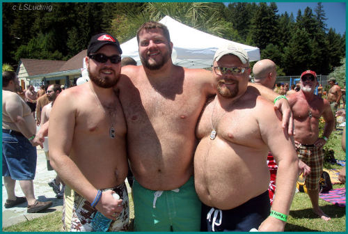 txbearguy:  only-bear: <3 _ <3  VeniceCub 