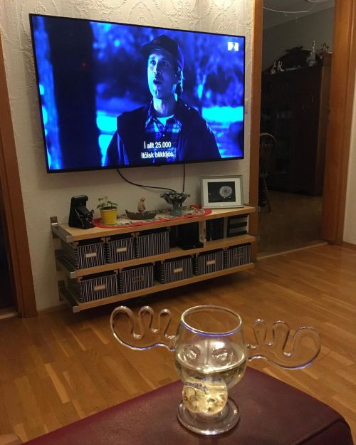 Time for the annual #christmasvacation watching with my wally’s world glass. #cinema #movies #