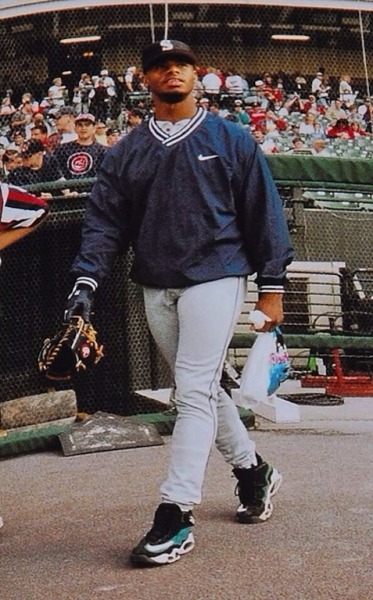 ken griffey jr air max 1